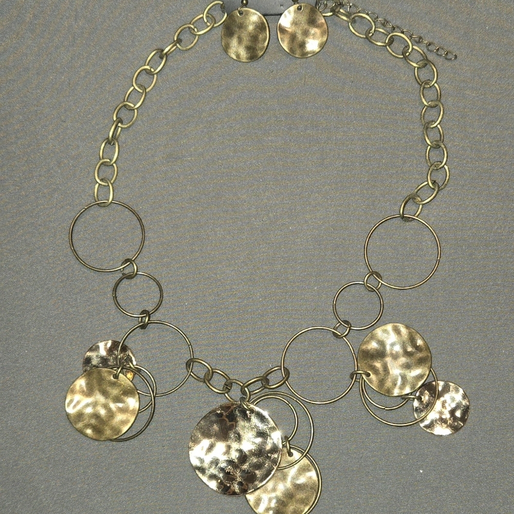 Elegant Gold-Tone Circle Necklace and Earring Set
